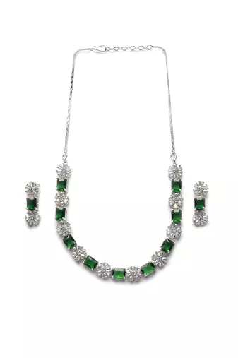 Exquisite green flower motif cz sleek necklace set