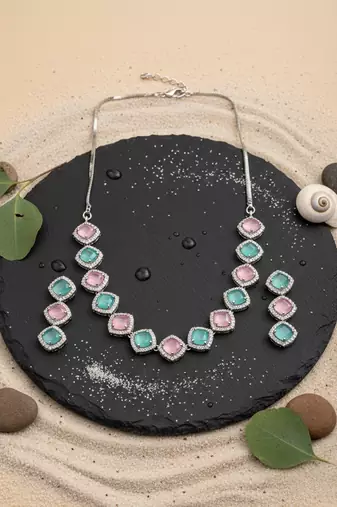 Multicoloe cz-ad subtle necklace set