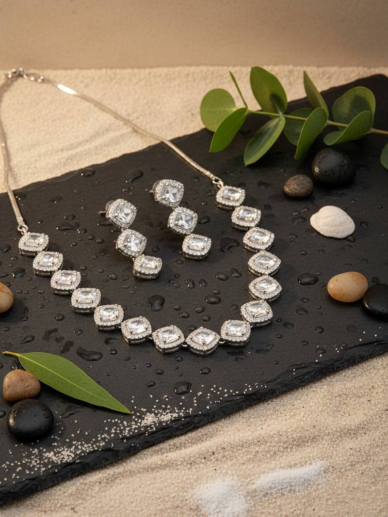 White cz-ad subtle necklace set