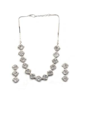 White cz-ad subtle necklace set 3