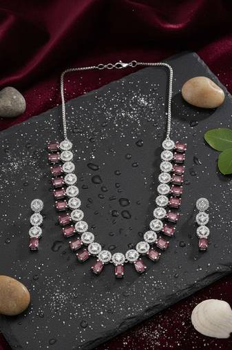 Silver plated red square ad necklace set