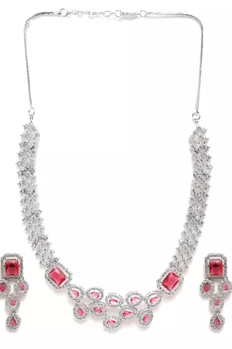 Red ad studded leaf necklace set