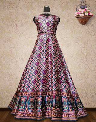 Ikkat Patola Print SemiStitched Satin Crop-Top choli 2
