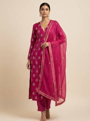 Pink organza printed kurta set 1
