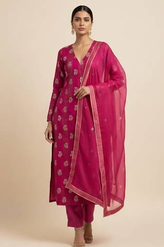 Pink organza printed kurta set