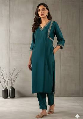 Green silk embroidered kurta set 1