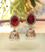 Maroon color fashion earrings