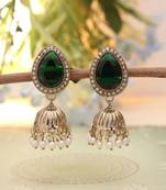 Green color fashion earrings