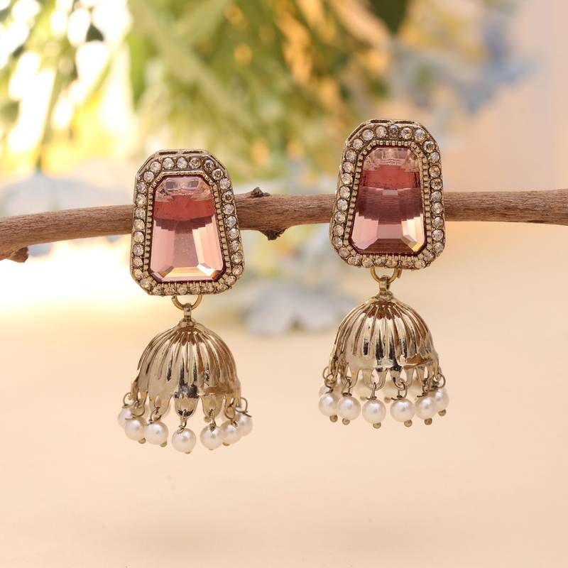 Magenta color fashion earrings