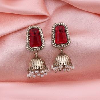 Maroon color fashion earrings 2