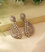 Pink color fashion earrings