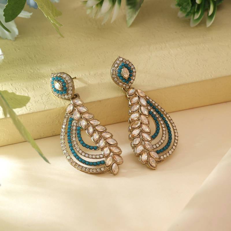 Turquoise blue color fashion earrings