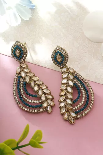 Turquoise blue color fashion earrings