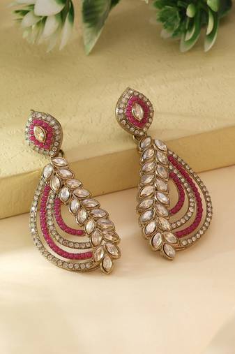 Rani color fashion earrings