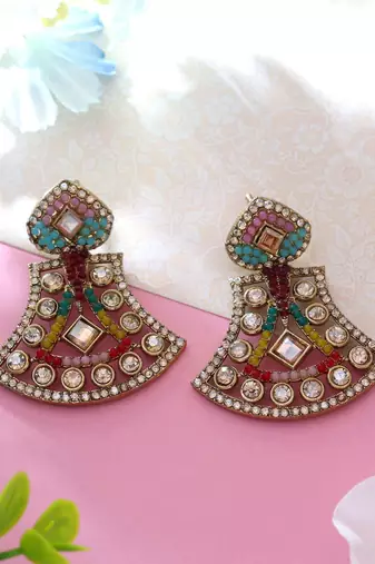 Multi color fashion earrings