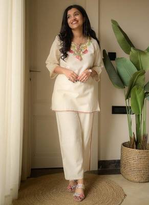 Floral embroidered round neck  cotton co-ord set 1