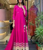 Floral embroidered v neck pure cotton kurta trosuer & dupatta set