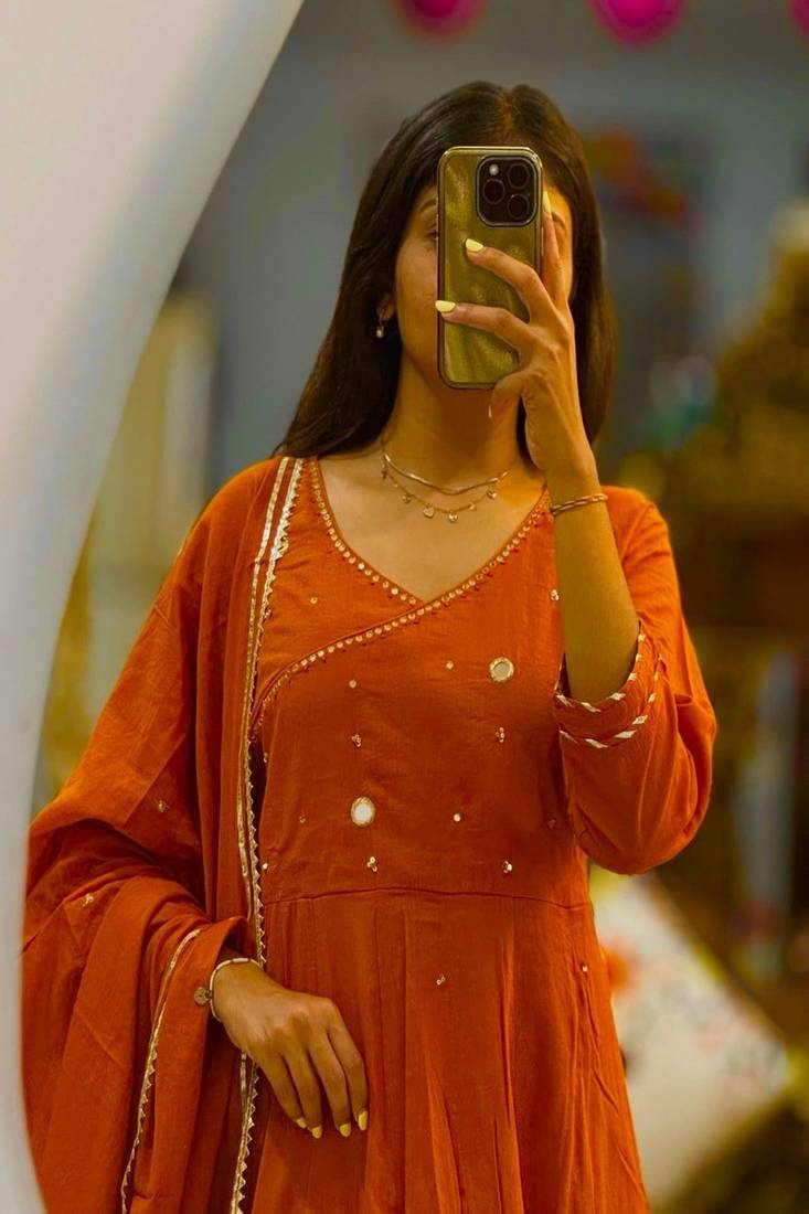 Floral embroidered v neck pure cotton kurta trosuer & dupatta set