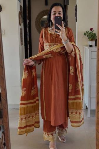 Floral embroidered round neck pure cotton kurta trosuer & dupatta set