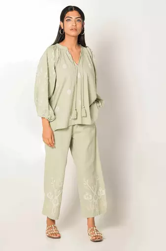 Sydney set green embroidered linen coord set