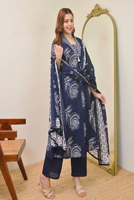Floral printed v neck  cotton kurta trosuer & dupatta set 1