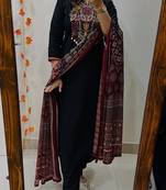 Floral embroidered round neck pure cotton kurta trosuer & dupatta set