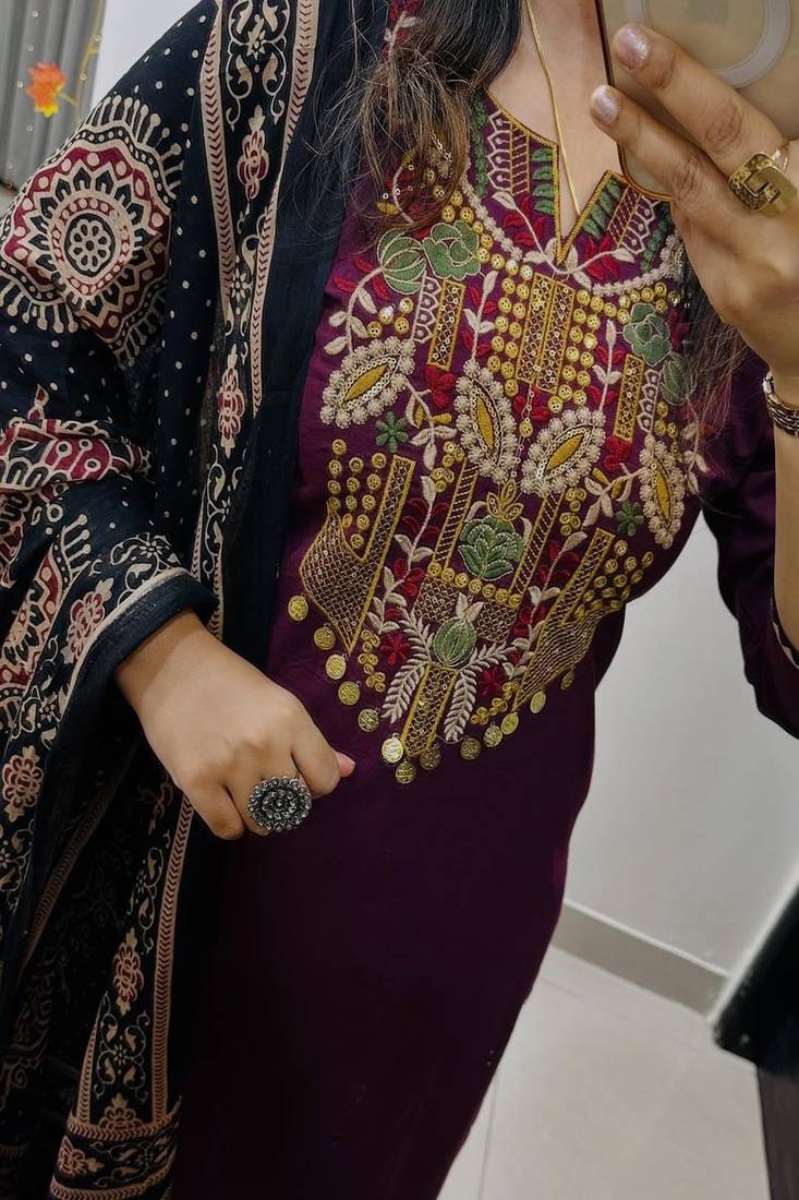 Floral embroidered round neck pure cotton kurta trosuer & dupatta set