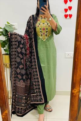 Floral embroidered round neck  cotton kurta trosuer & dupatta set 2