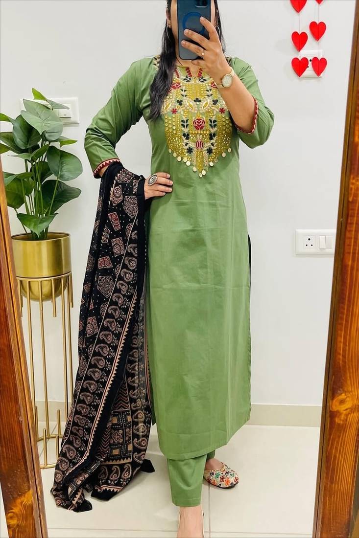 Floral embroidered round neck pure cotton kurta trosuer & dupatta set