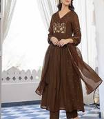 Floral embroidered v neck pure cotton kurta trosuer & dupatta set