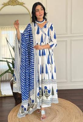 Floral printed v neck  cotton kurta trosuer & dupatta set 1