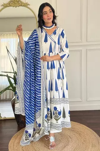 Floral printed v neck pure cotton kurta trosuer & dupatta set