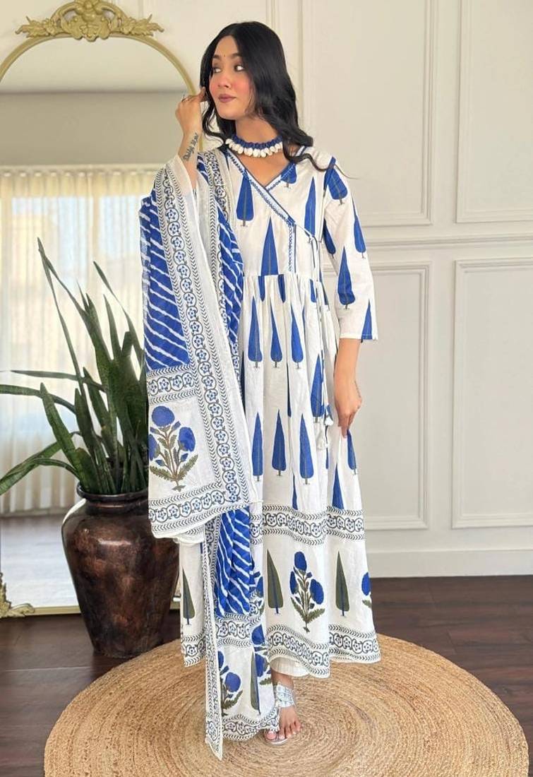 Floral printed v neck pure cotton kurta trosuer & dupatta set