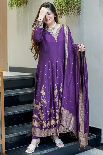 Floral embroidered v neck silk blend kurta trosuer & dupatta set