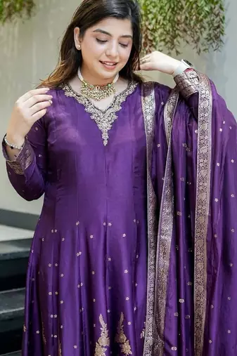 Floral embroidered v neck silk blend kurta trosuer & dupatta set