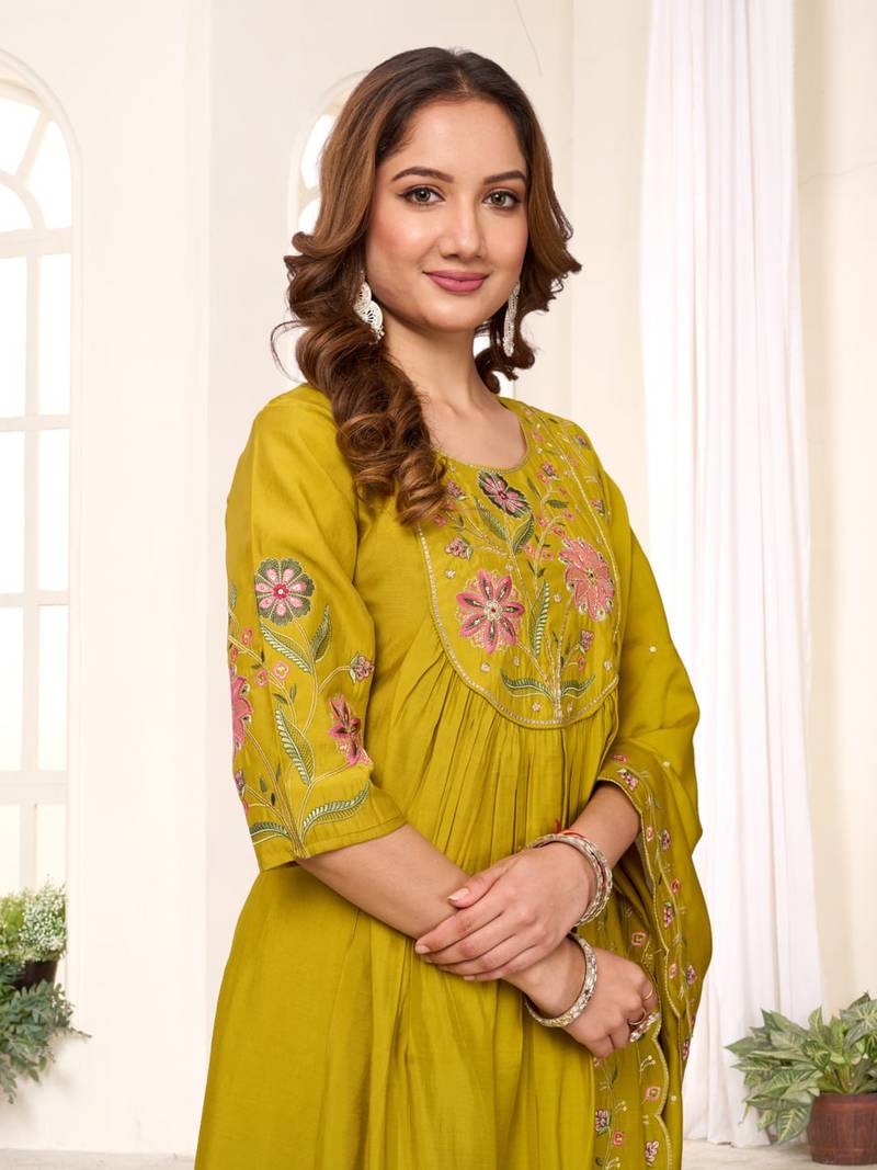 Pear Color Embroidery Thread With Hand Work Viscose Roman Silk Kurta pant Set