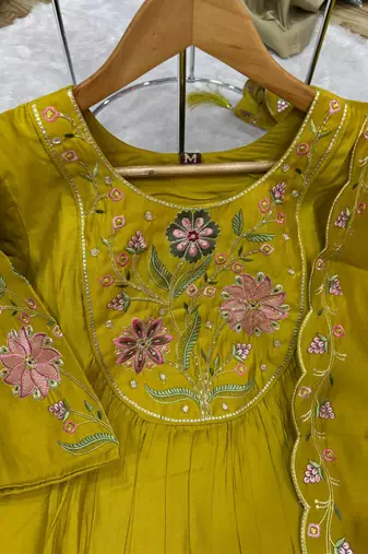 Pear Color Embroidery Thread With Hand Work Viscose Roman Silk Kurta Pent Set
