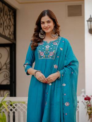 Blue Color Embroidery Sequins with Hand Work Viscose Silk Kurta Pent Set 2