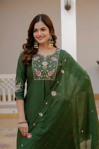 Green Color Embroidery Sequins with Hand Work Viscose Silk Kurta Pent Set