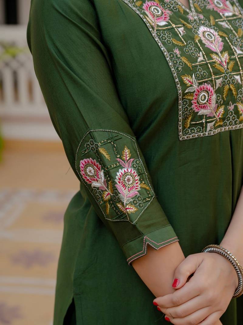 Green Color Embroidery Sequins with Hand Work Viscose Silk Kurta pant Set