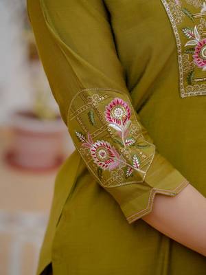 Olive Color Embroidery Sequins with Hand Work Viscose Silk Kurta Pent Set 5