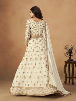 Off White Organza Heavy Thread Embroidery Sequins Work Lehenga Choli 3