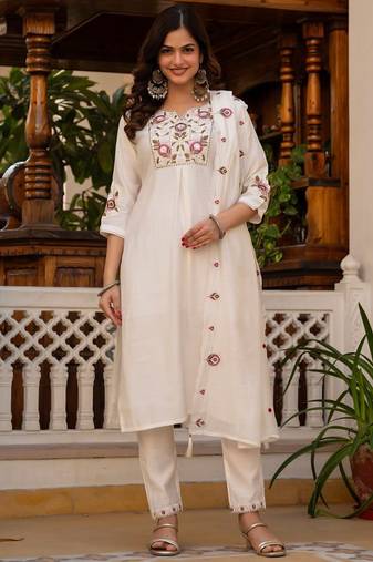 White Color Embroidery Sequins with Hand Work Viscose Silk Kurta pant Set
