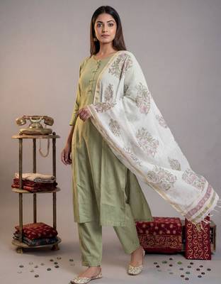green silk blend straight kurta pant with handblock print kota doriya dupatta set 1
