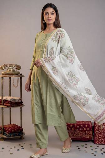 green silk blend straight kurta pant with handblock print kota doriya dupatta set
