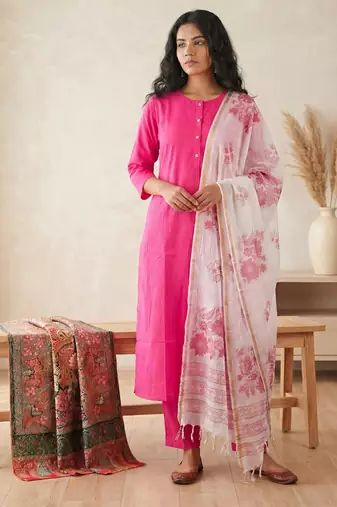 pink silk blend straight kurta pant with handblock print kota doriya dupatta set