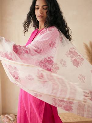 pink silk blend straight kurta pant with handblock print kota doriya dupatta set 4