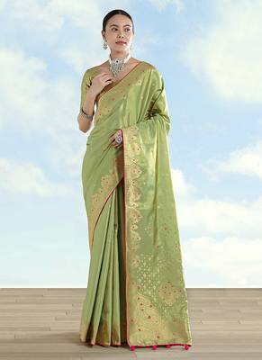 Parrot green color paisley zari woven faux banarasi tissue silk blendsaree 1