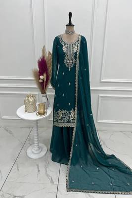 teal embroidered kurta set with dupatta 2