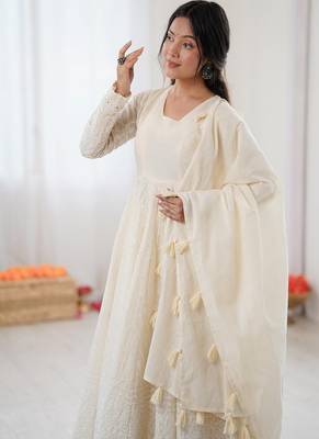 ivory anarkali suit with tassel dupatta 2